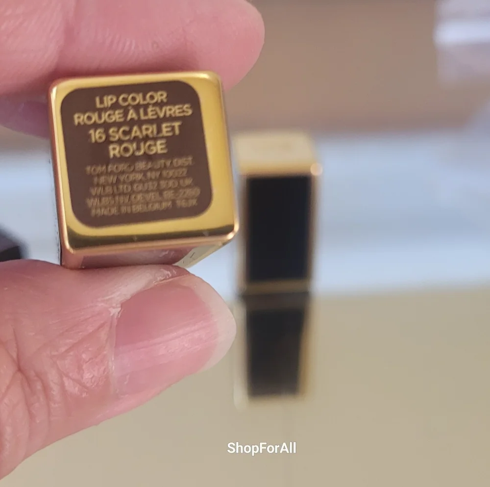 - Tom Ford Scarlet Lip Color Lipstick NEW BOX